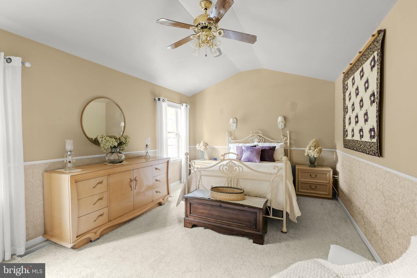 213 Willow Drive photo 32