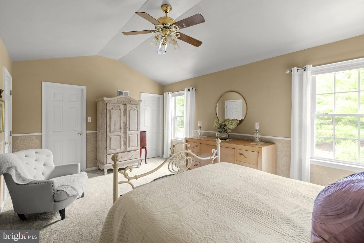 213 Willow Drive photo 33