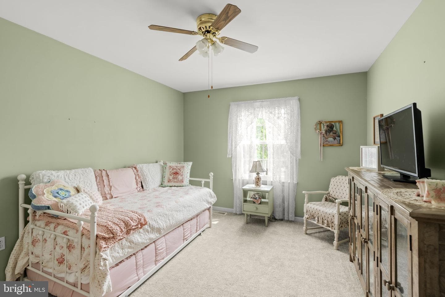 213 Willow Drive photo 42