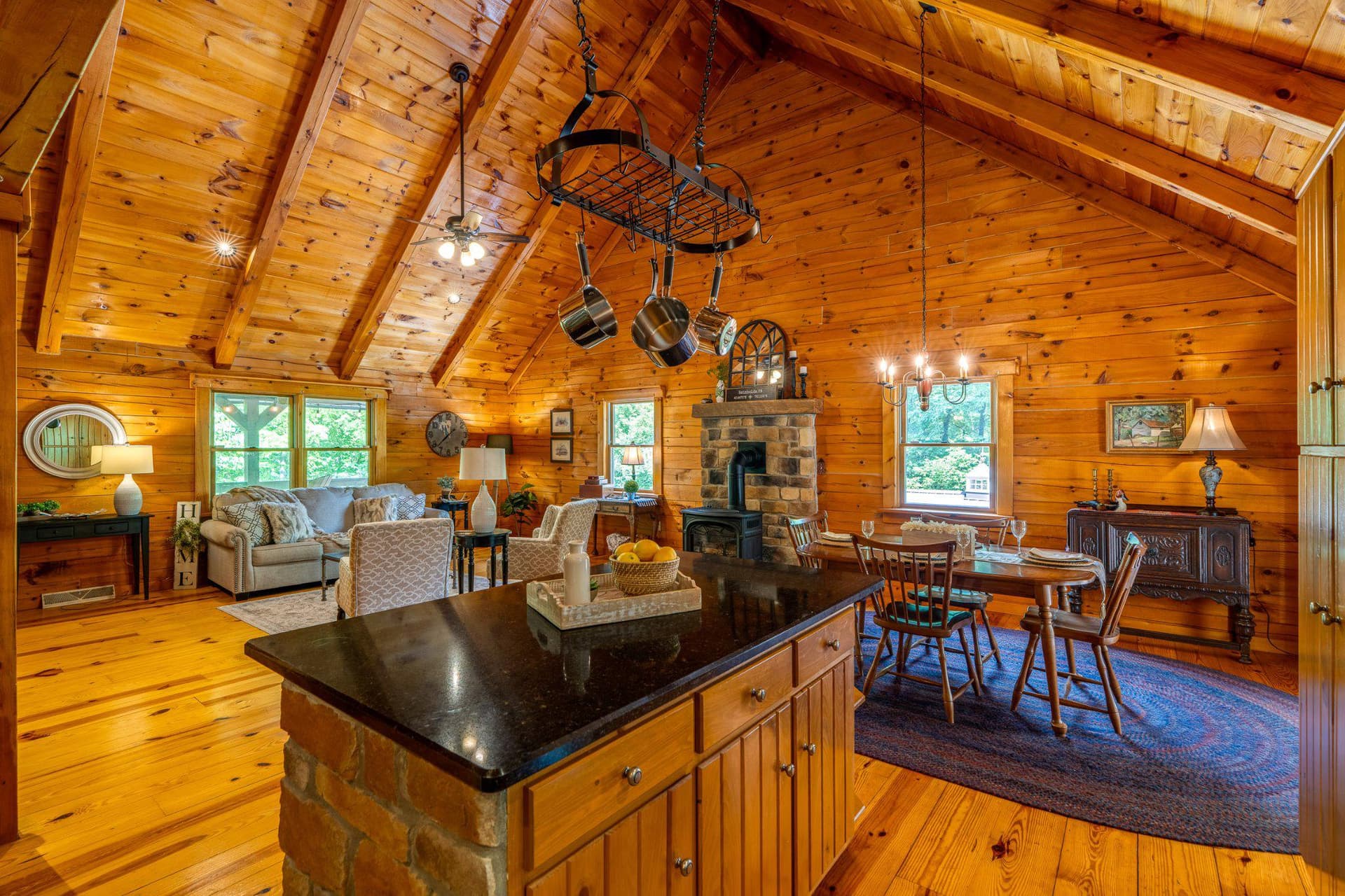 635 Laurel Ridge Road photo 17