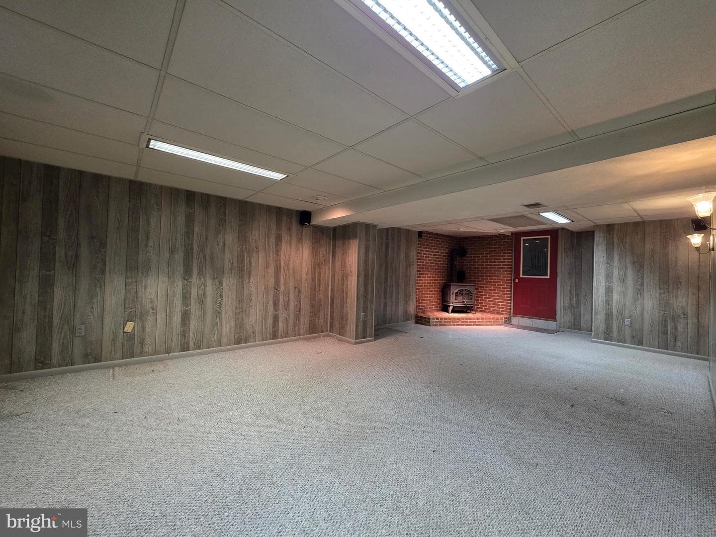 465 Wabash Rd photo 17