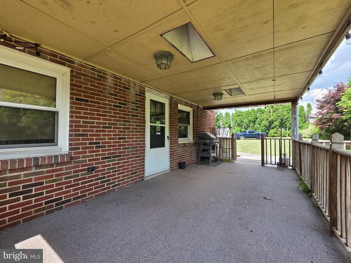 465 Wabash Rd photo 24