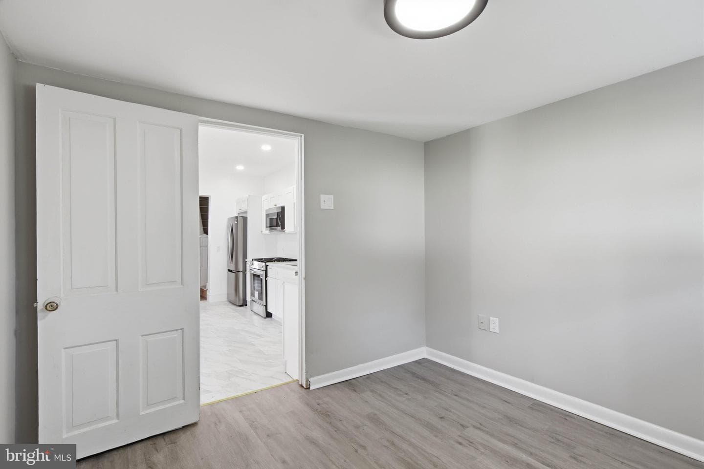 624 Poplar Street photo 14