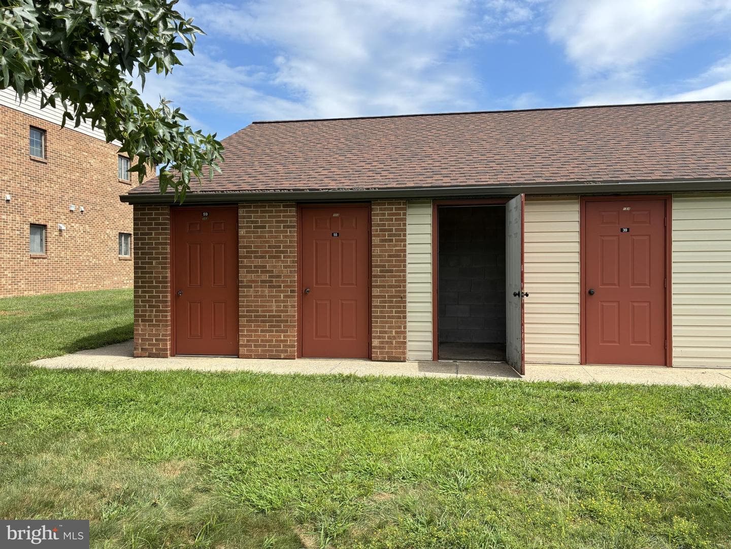 71 Black Oak Dr # 71 photo 40
