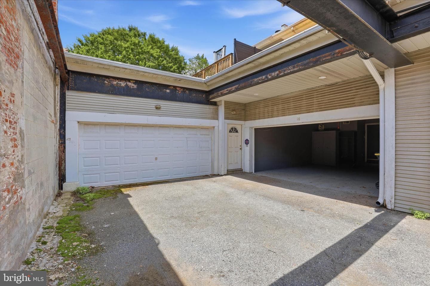 16 E Walnut St photo 59