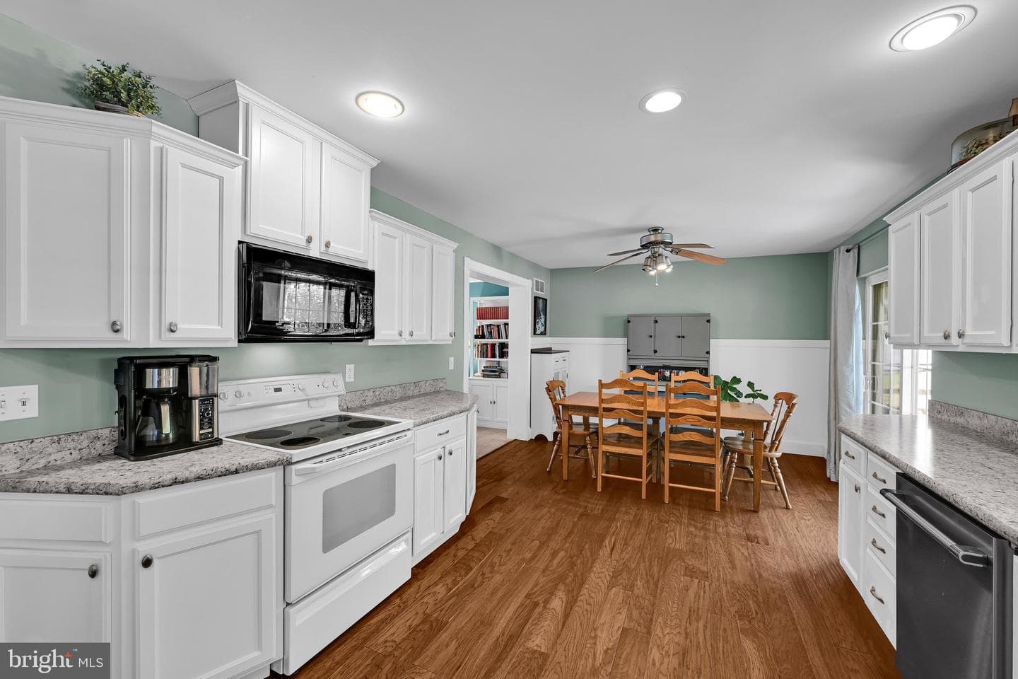 217 Spruce Street photo 15