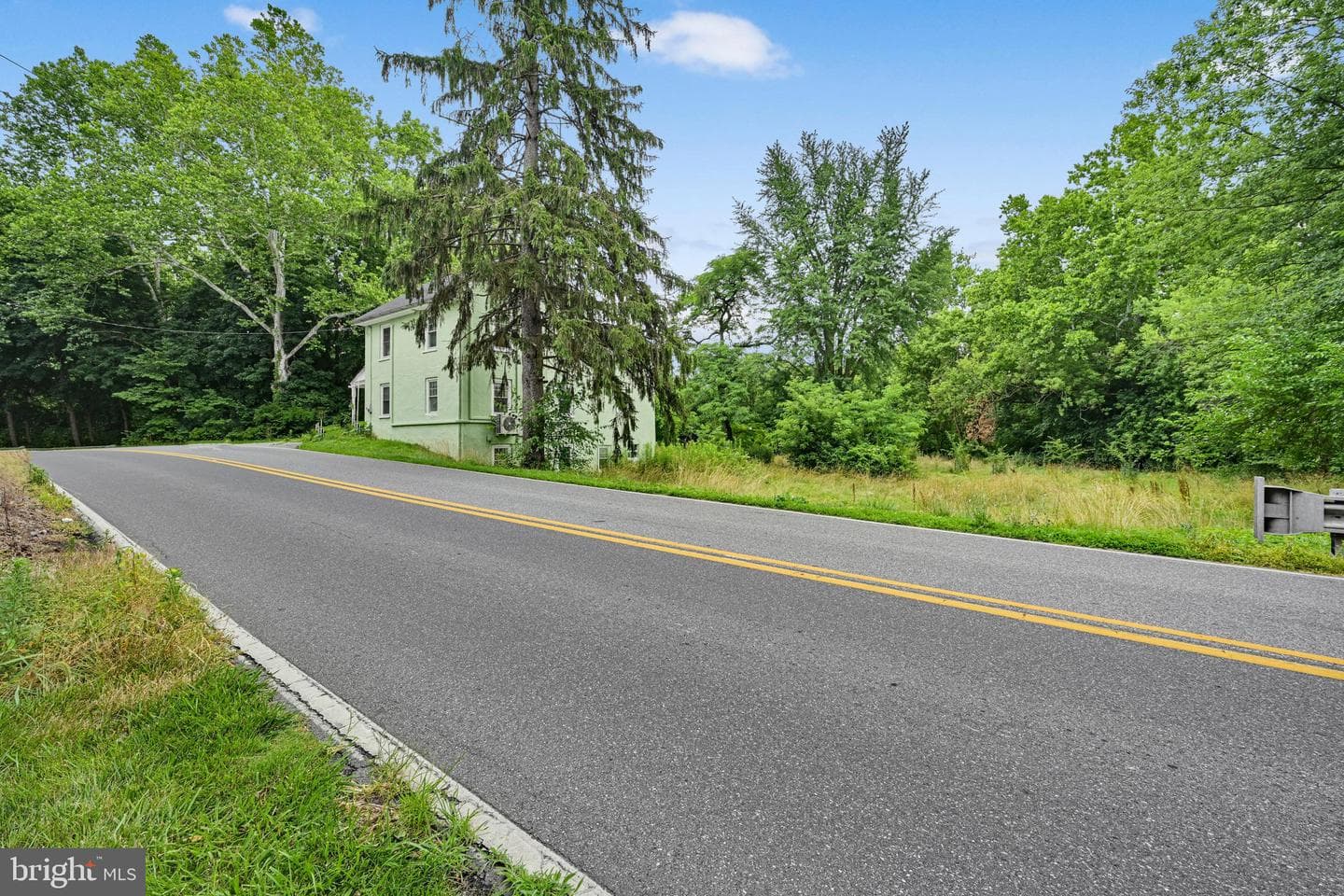 2694 Charlestown Road photo 35
