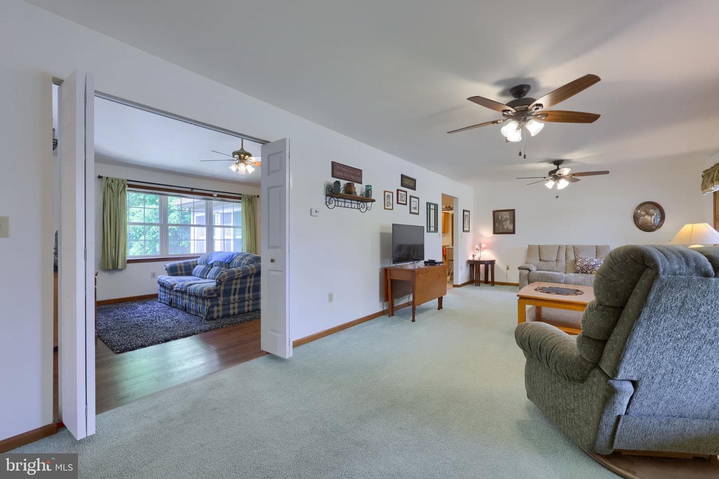 225 Country Drive photo 20