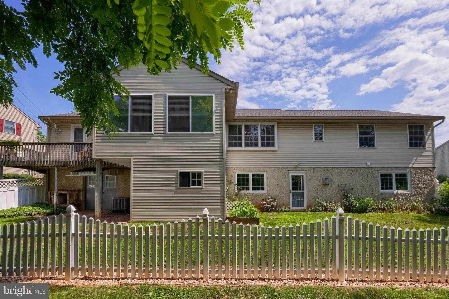 225 Country Drive photo 61