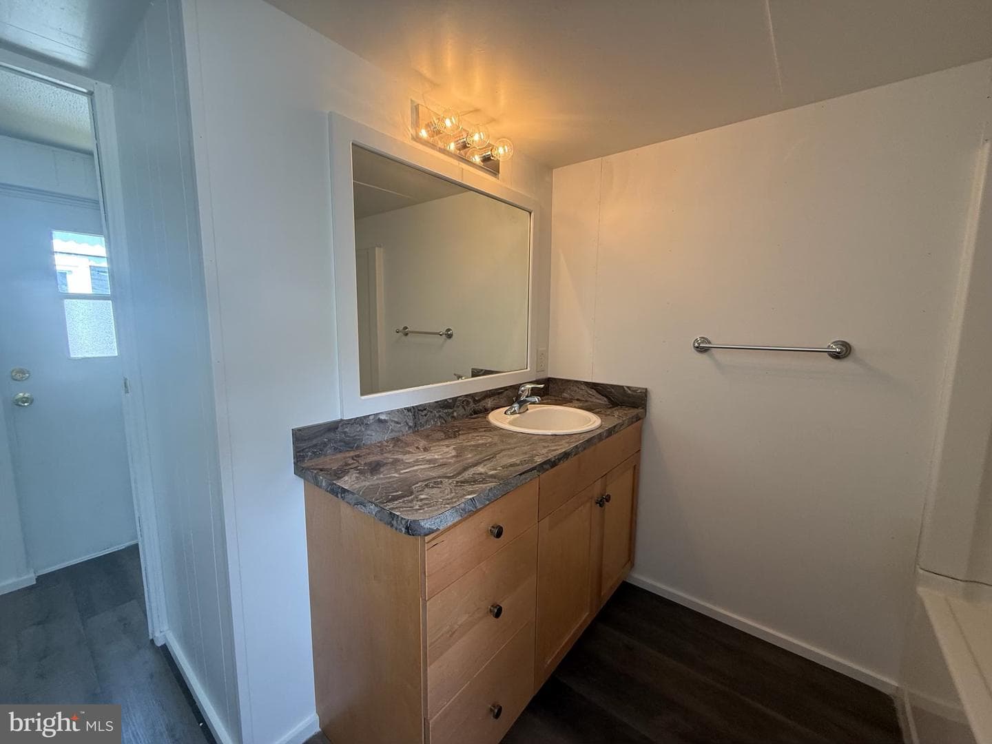 14 Hilltop Avenue photo 15