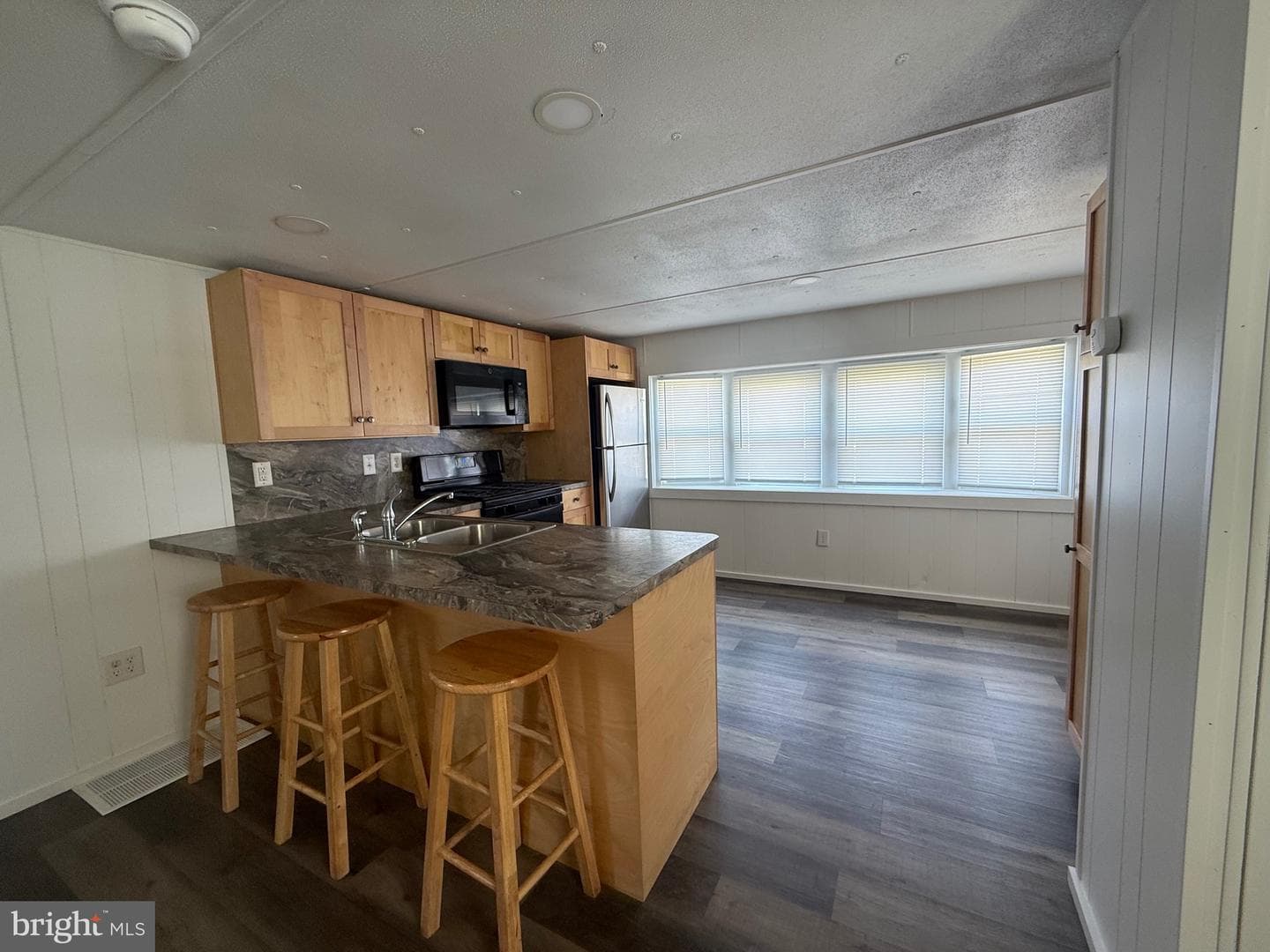 14 Hilltop Avenue photo 7