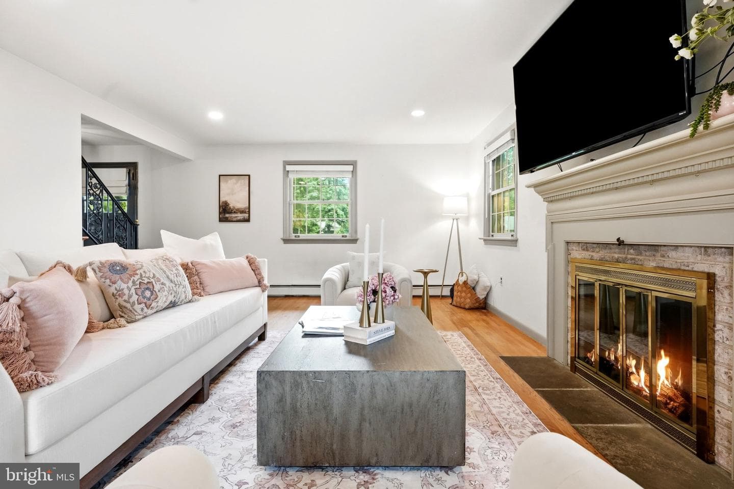 1555 Mission Road photo 11