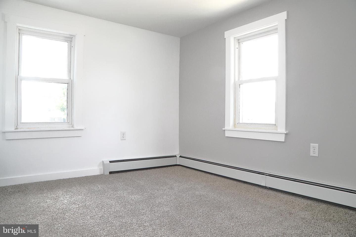 157 S Wolf Street photo 20
