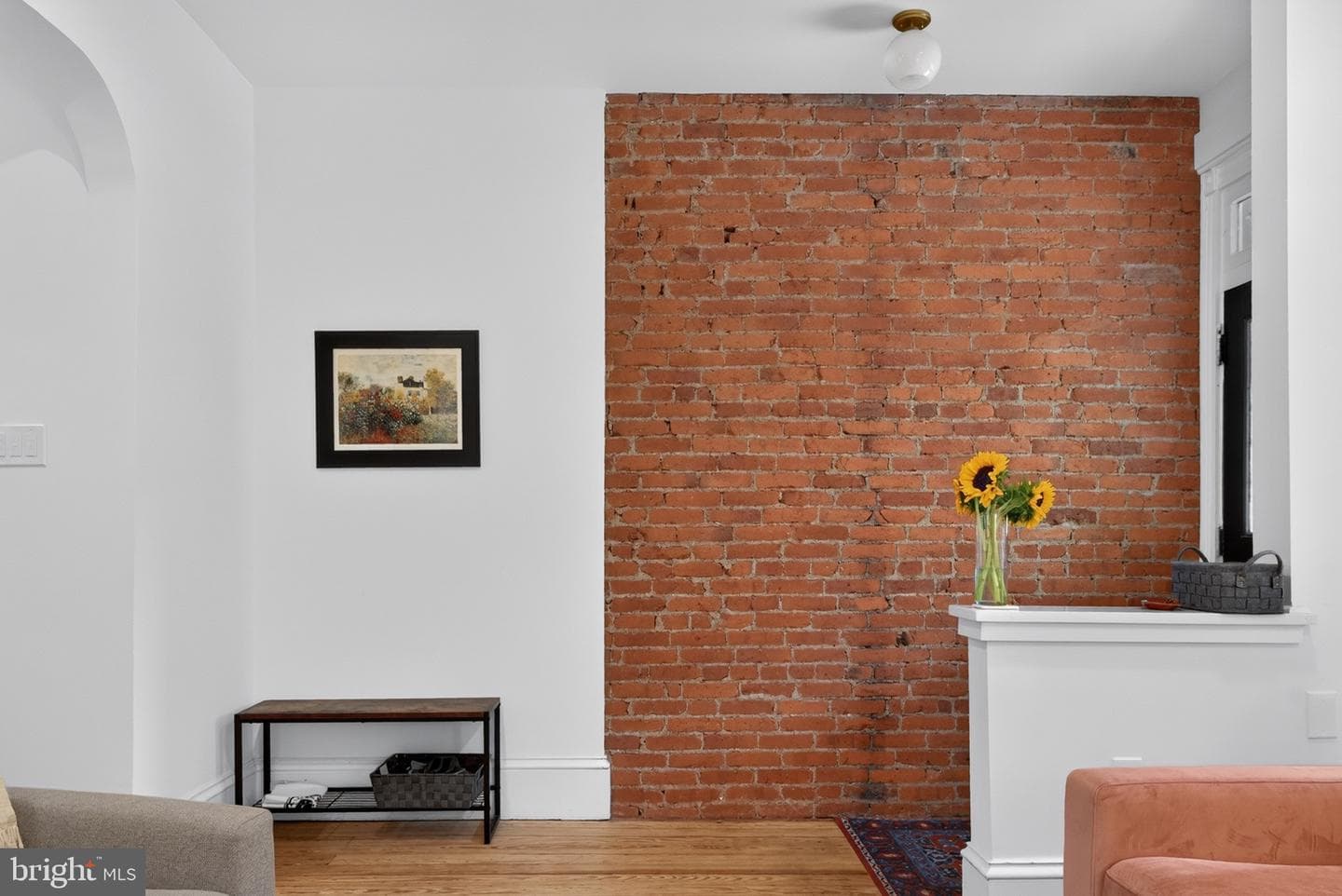 225 Elm Street photo 5