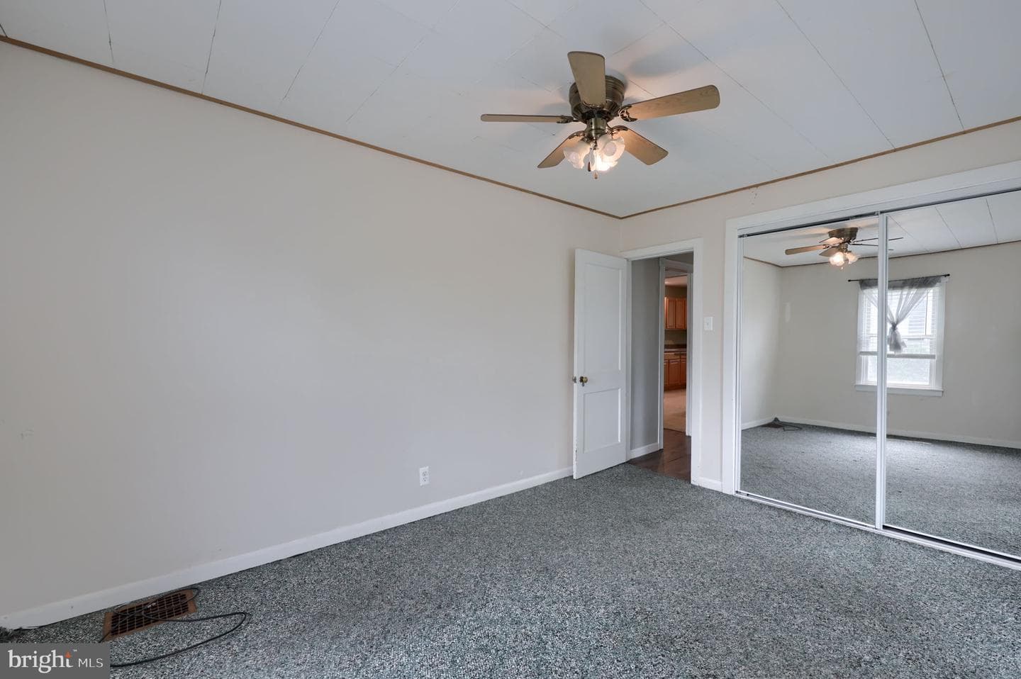 138 Crest Avenue photo 14