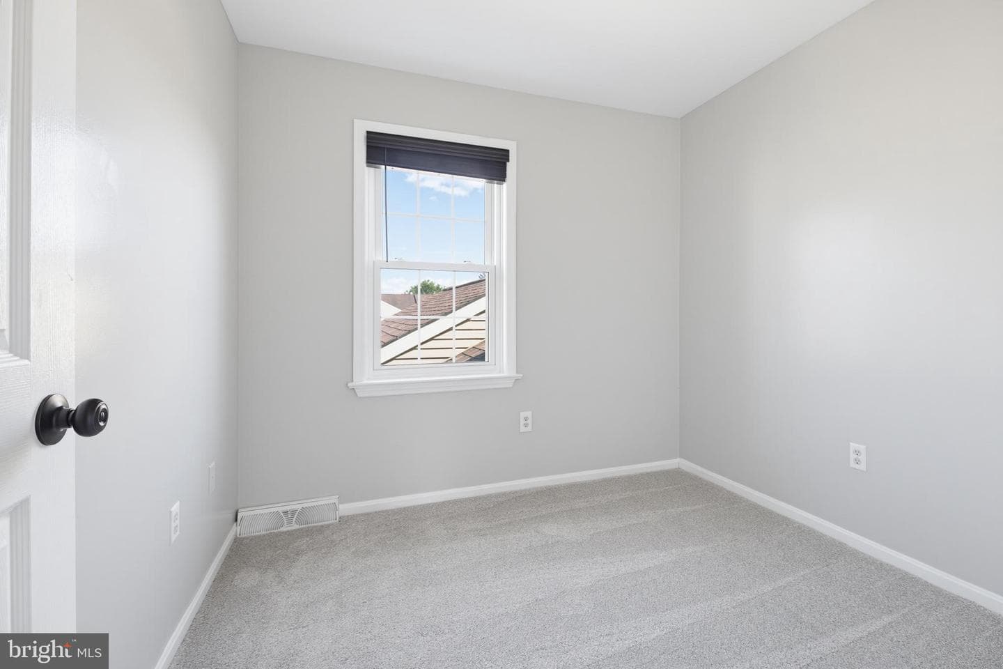 2792 Madison Court photo 13
