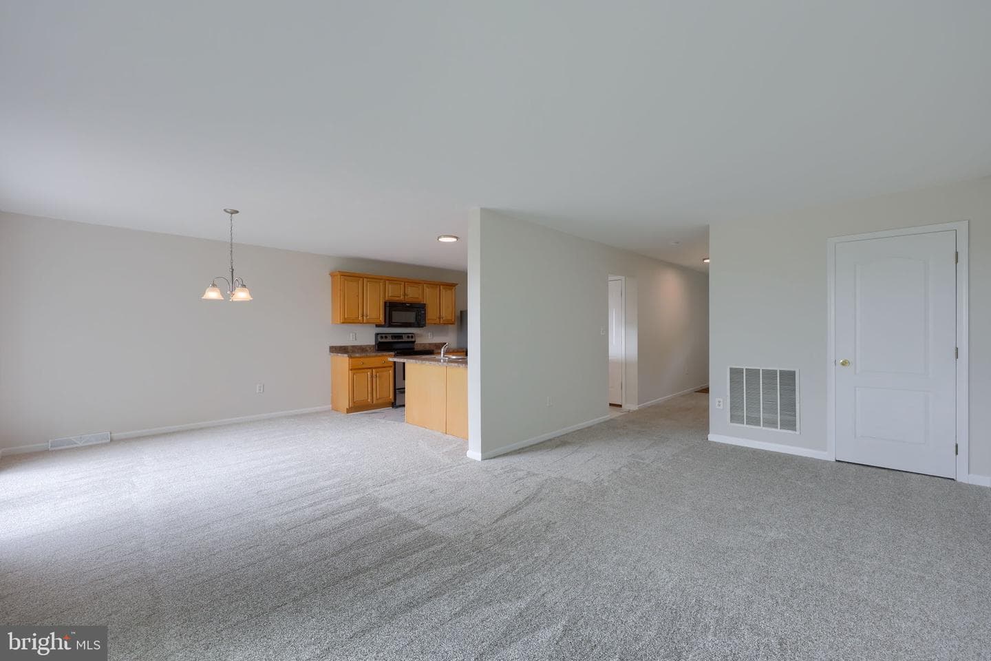 212 Eagle Drive photo 13