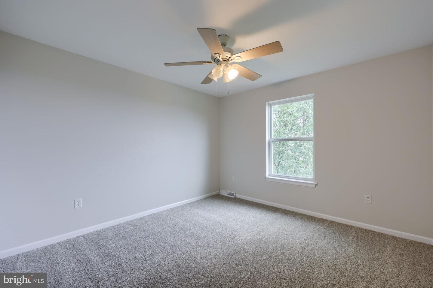 212 Eagle Drive photo 20