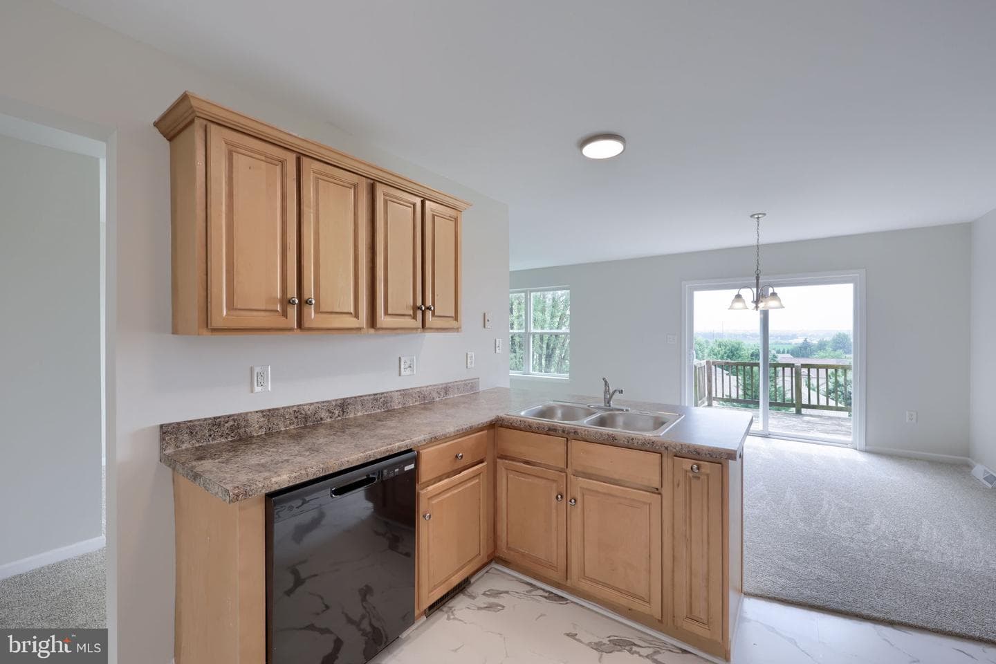 212 Eagle Drive photo 5