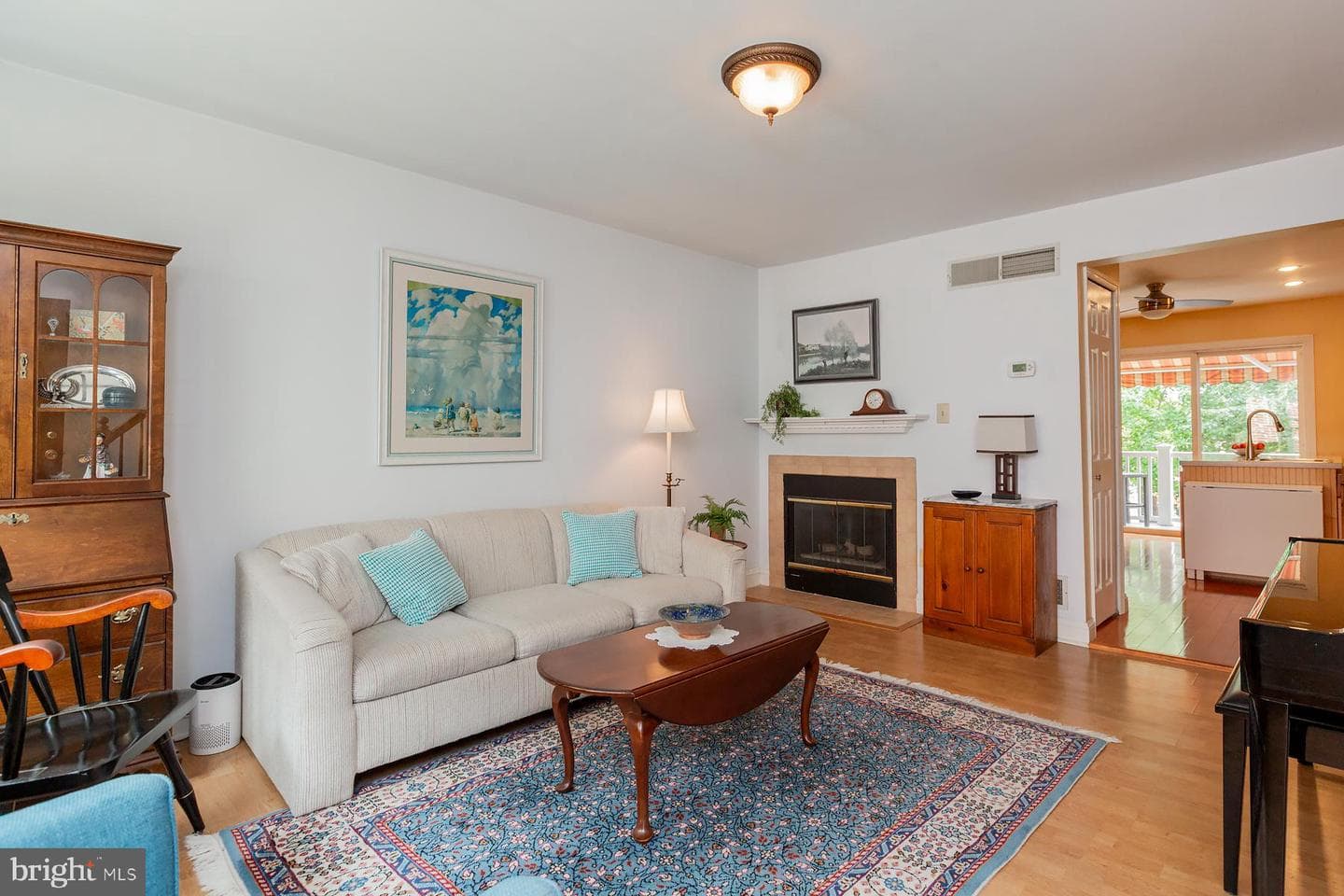 359 N Arch Street photo 11