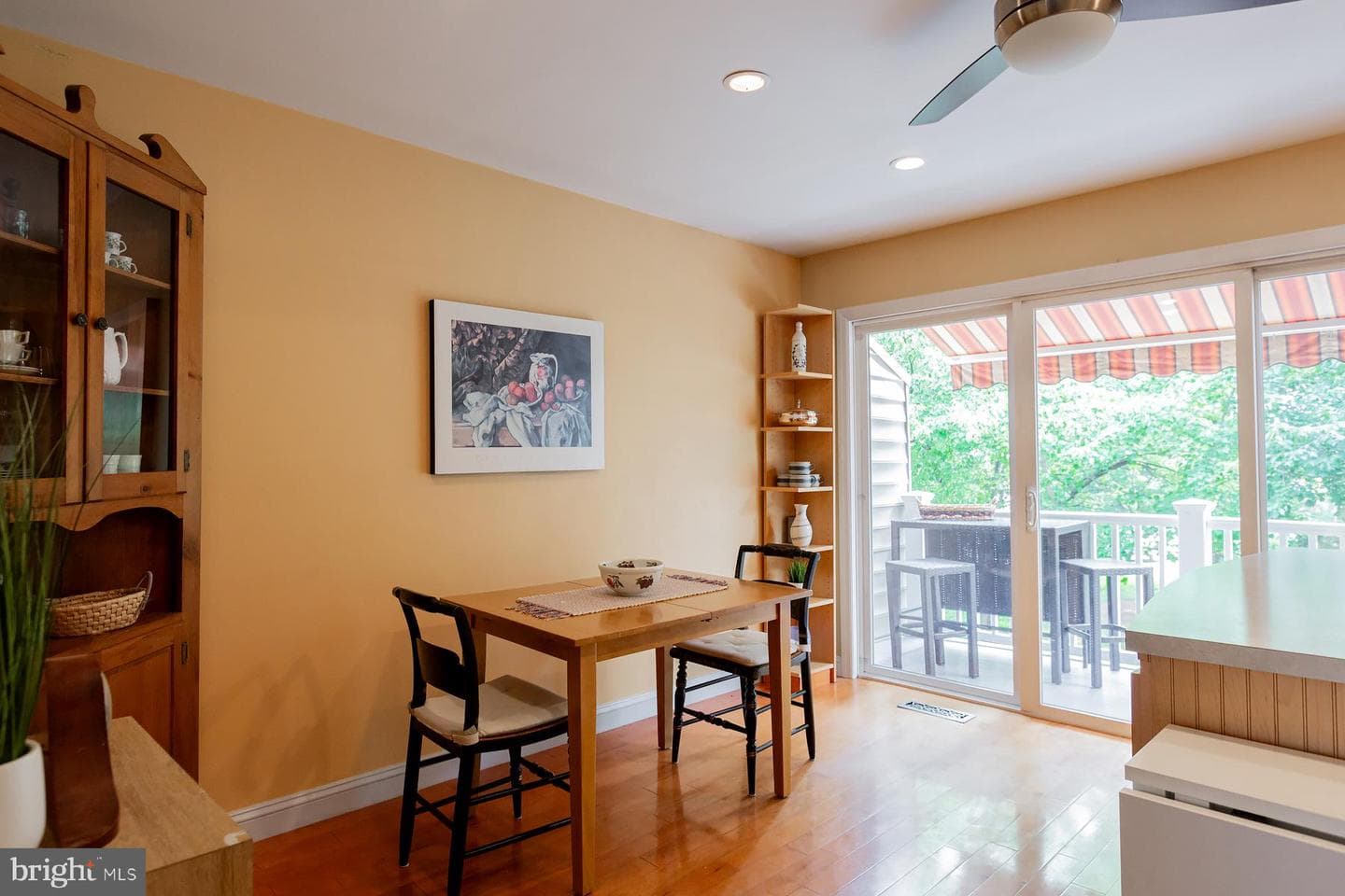 359 N Arch Street photo 27