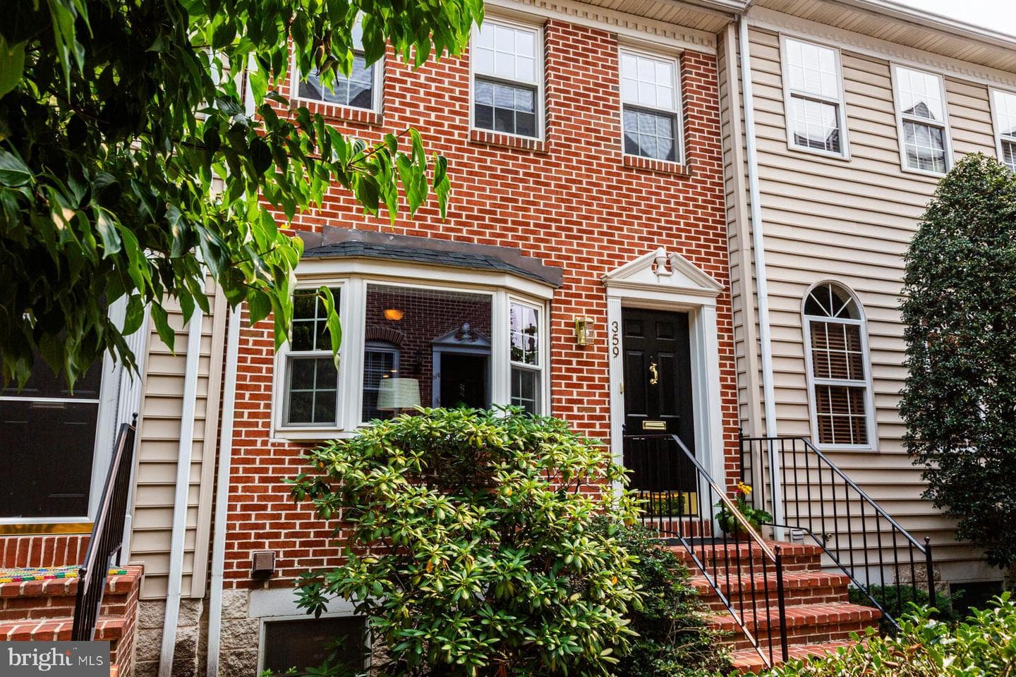 359 N Arch Street photo 4
