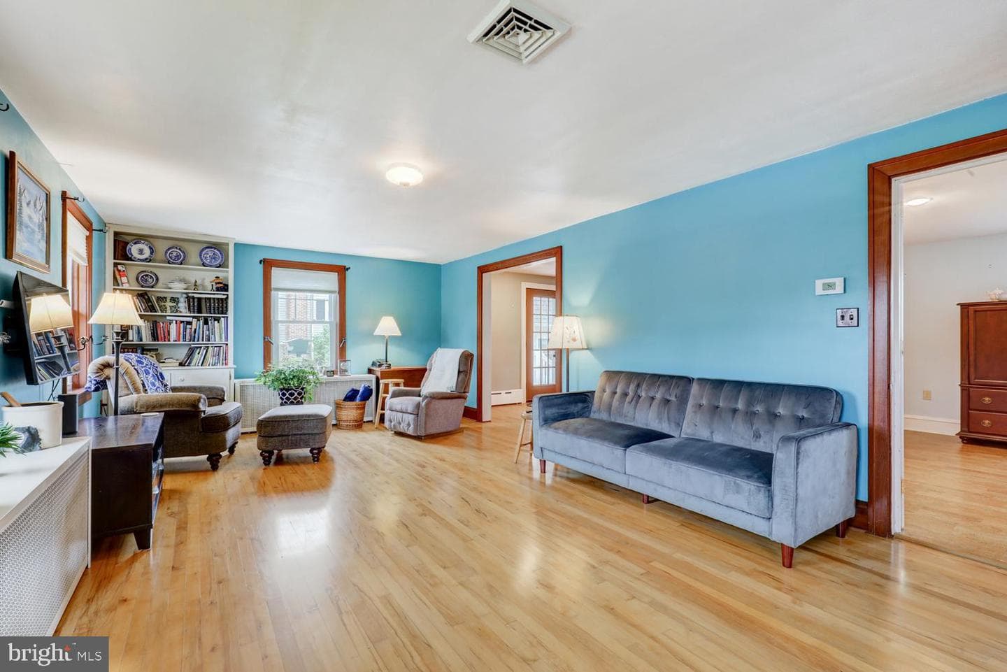15 N Custer Avenue photo 18