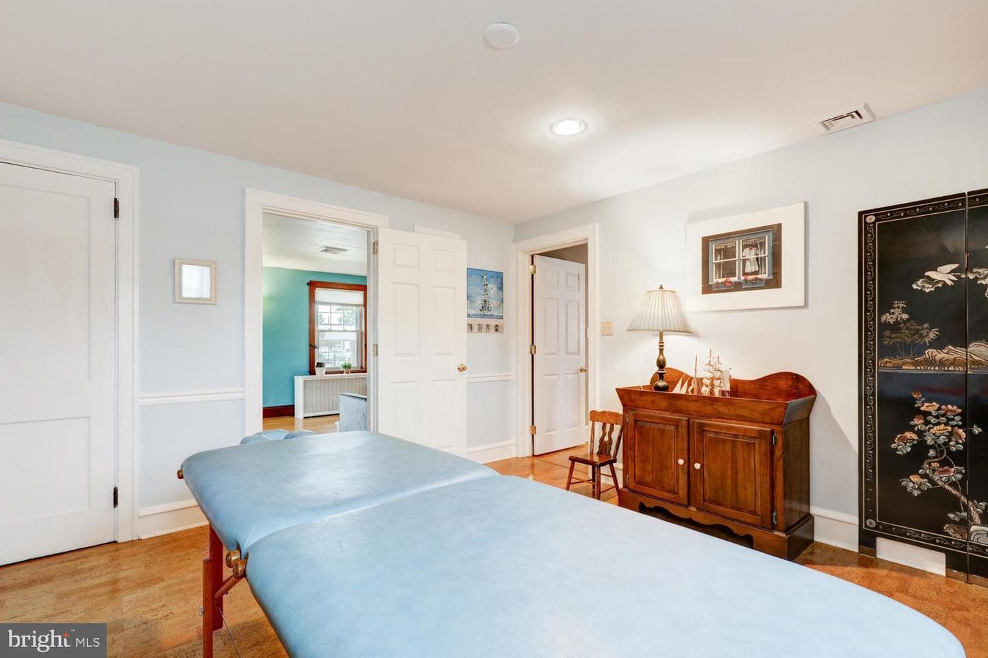 15 N Custer Avenue photo 25
