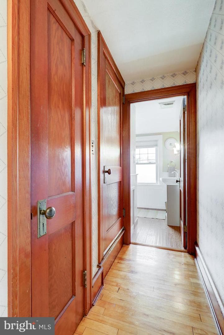 15 N Custer Avenue photo 42