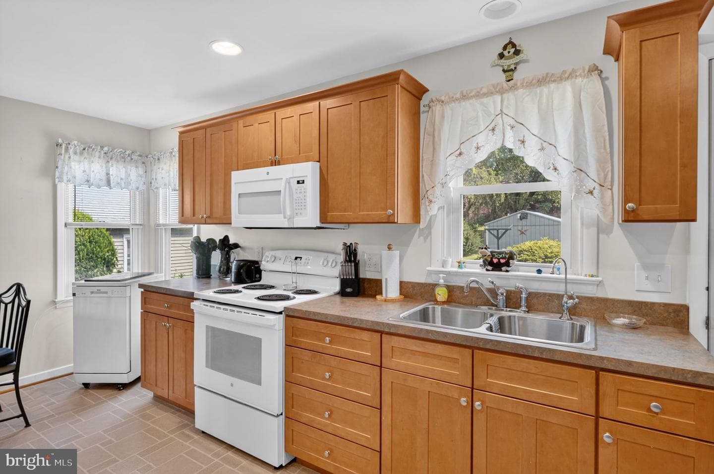 4 Bauer Avenue photo 10
