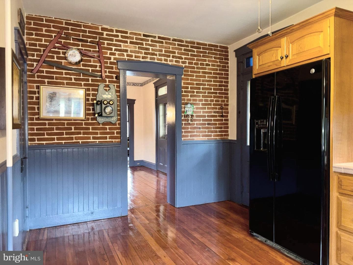 101 Miller Street photo 17