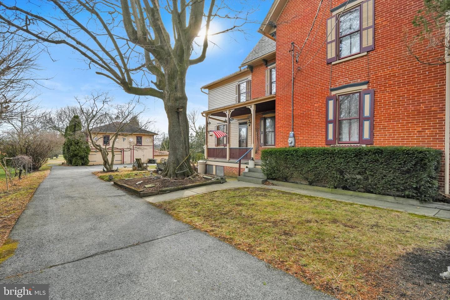 101 Miller Street photo 37