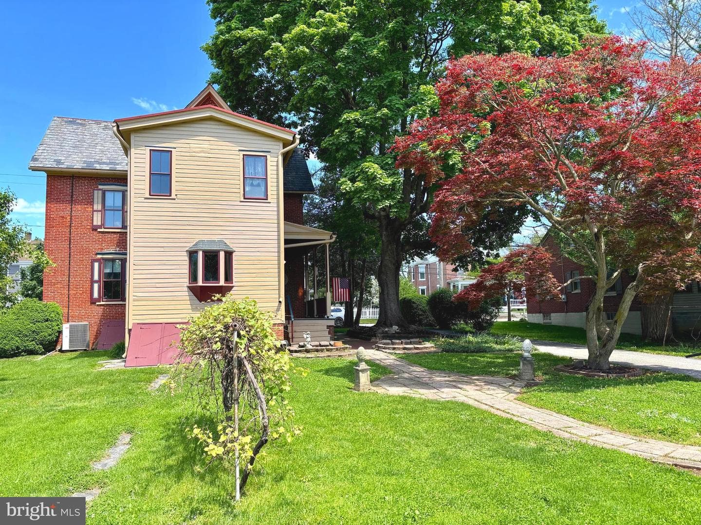 101 Miller Street photo 39