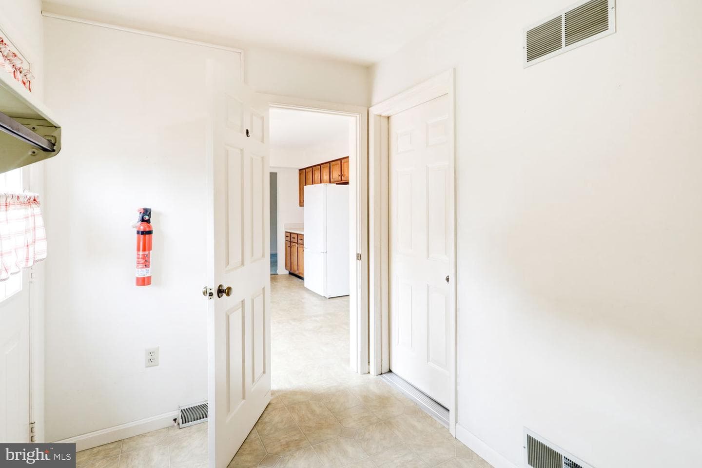 205 Walnut Lane photo 19