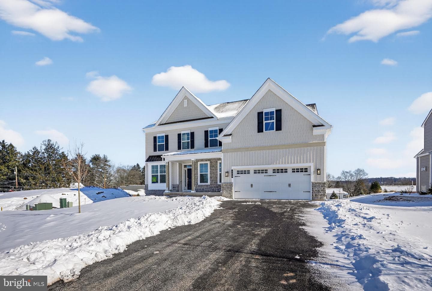 126 Ashford Drive photo 2