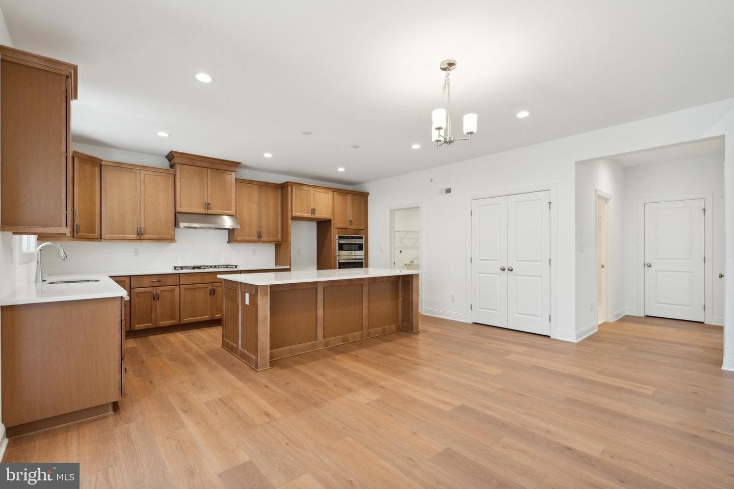 114 Ashford Drive photo 8