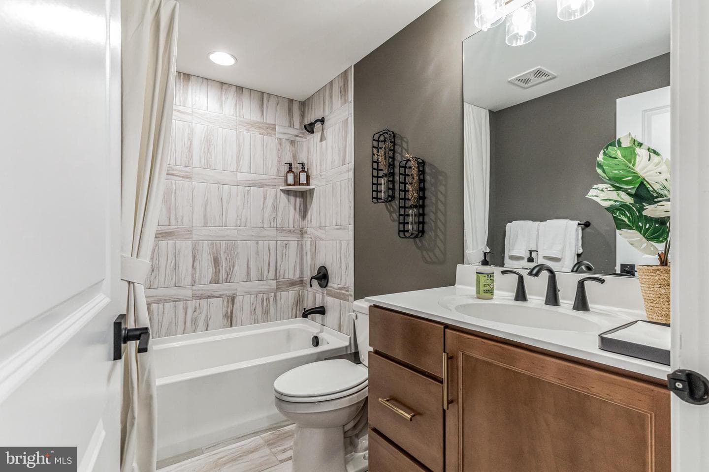 5395 Red Oak Drive photo 46