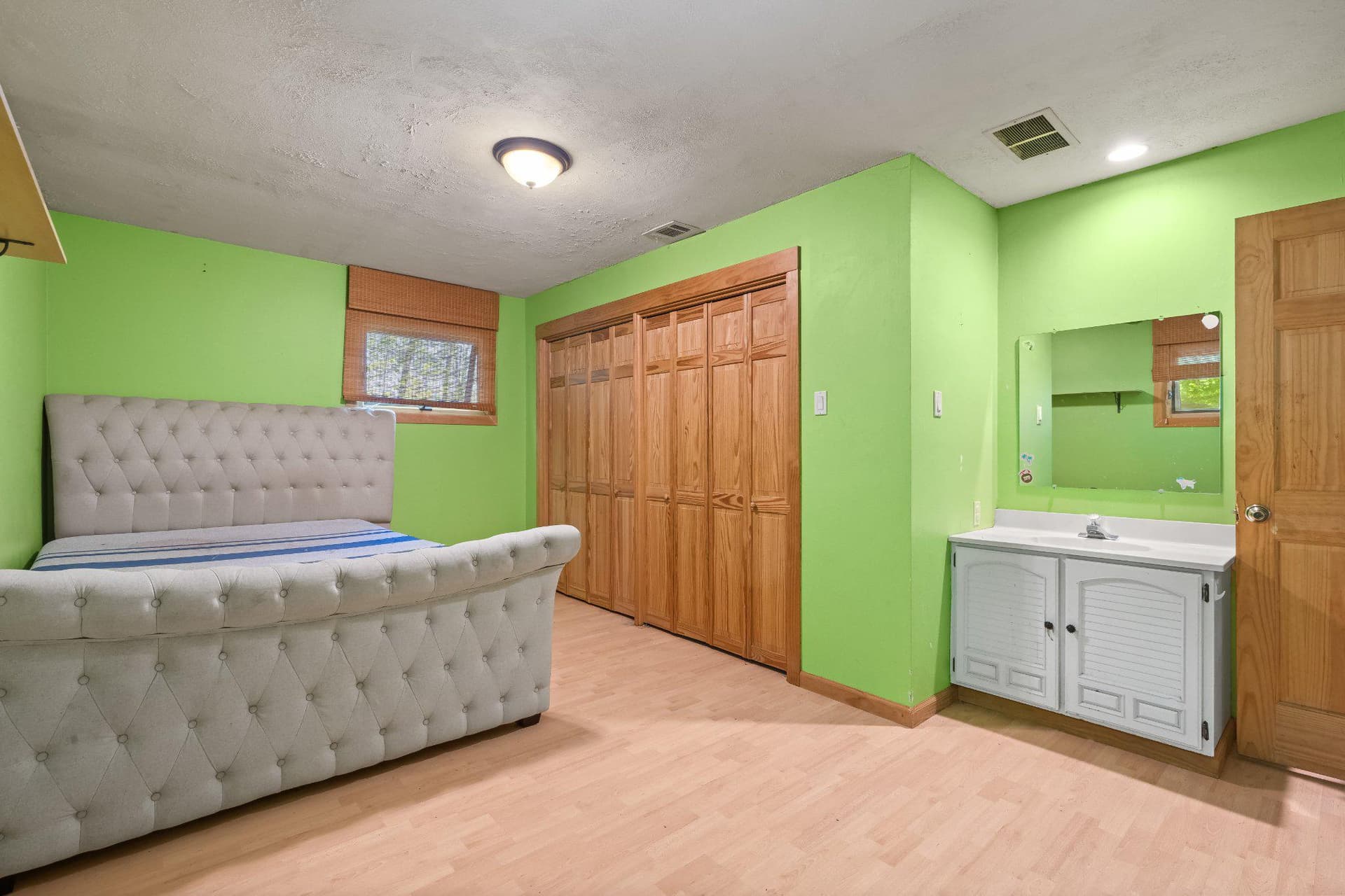 1620 Bobalew Trl photo 20