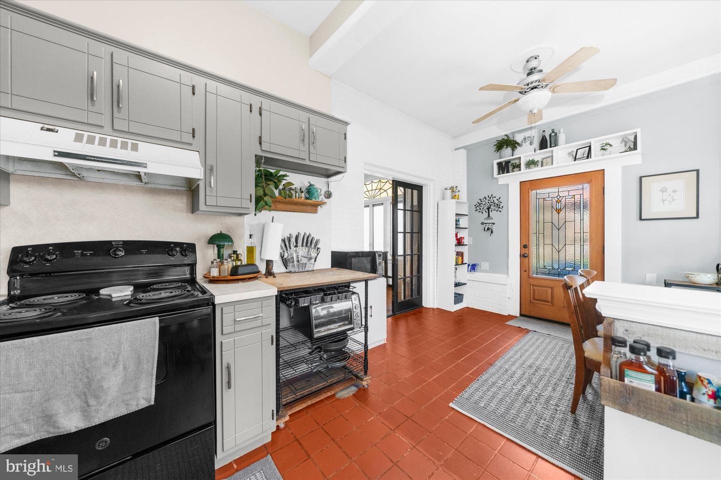 2227 Gordon Street #1 photo 9