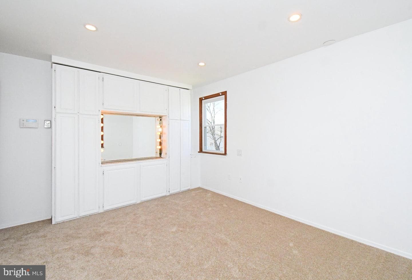 742 Walnut Street photo 12