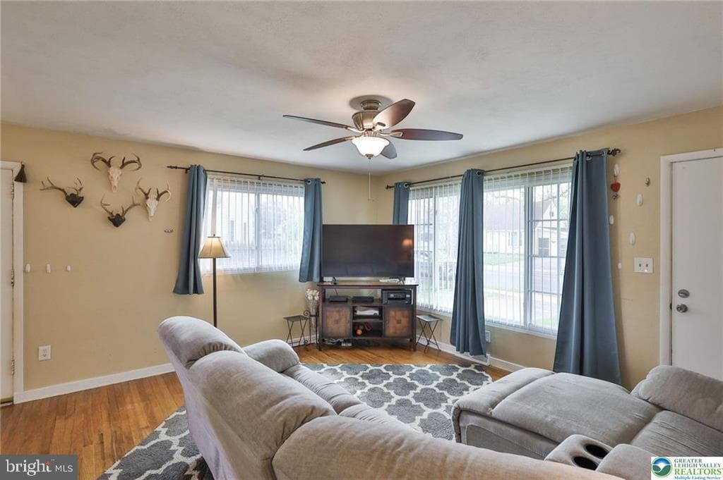 2840 W South Street photo 11