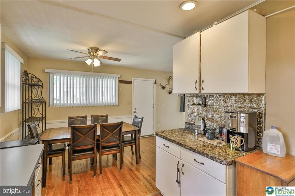 2840 W South Street photo 22