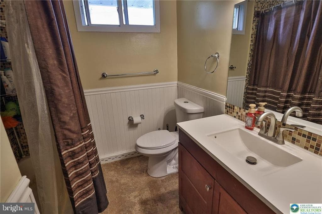 2840 W South Street photo 24