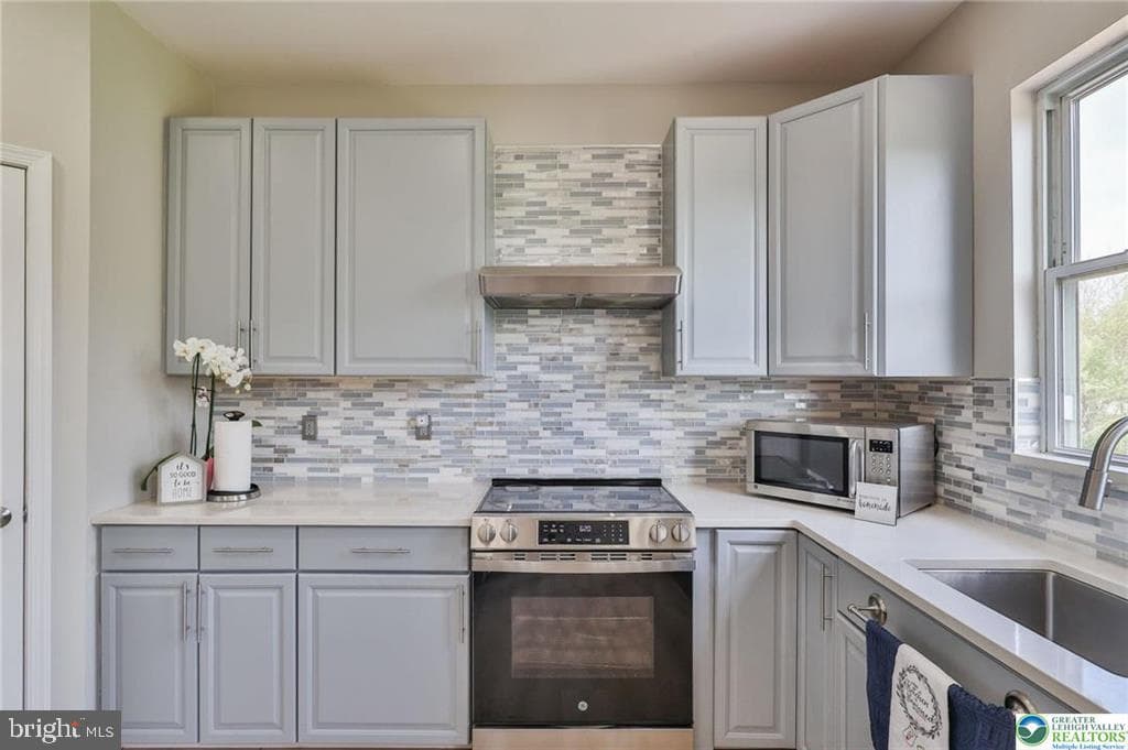 330 Indigo Way photo 33