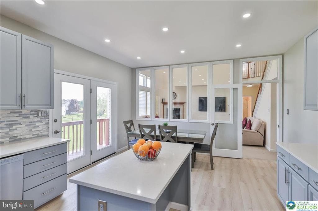 330 Indigo Way photo 36