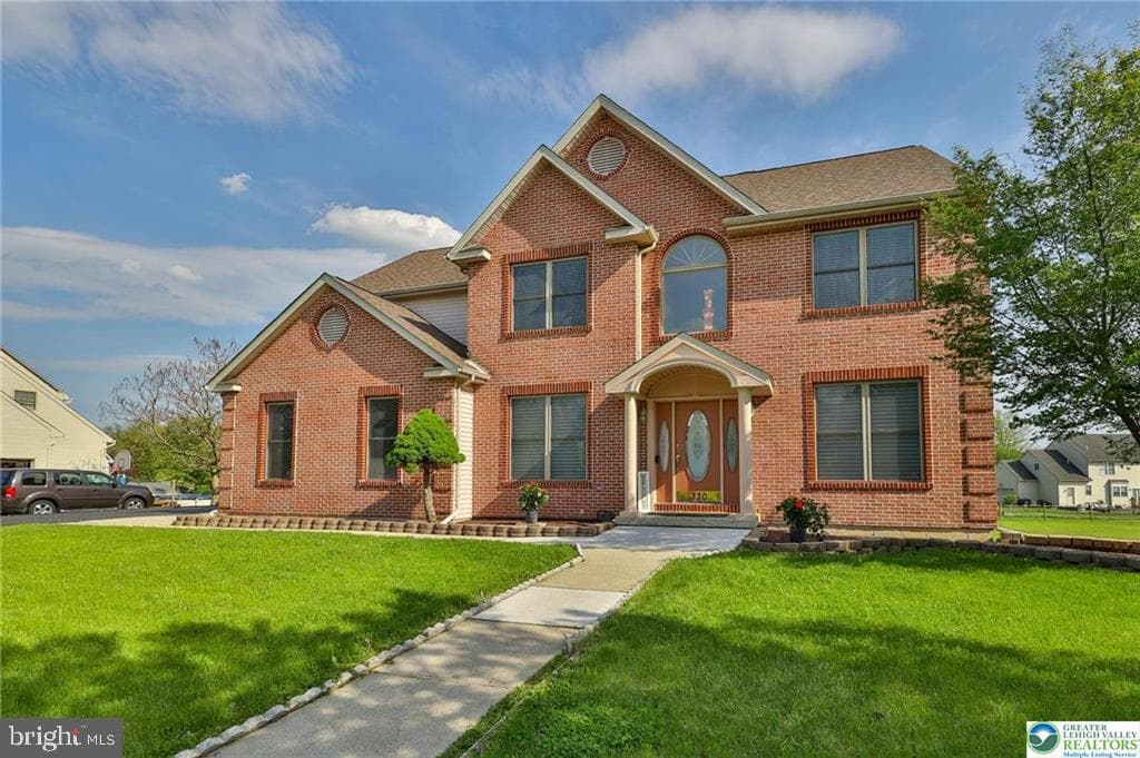 330 Indigo Way photo 4