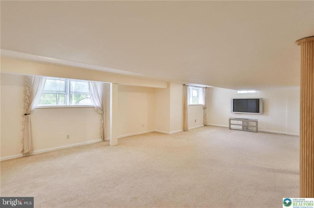 330 Indigo Way photo 71