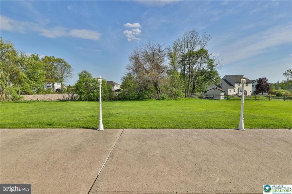 330 Indigo Way photo 81