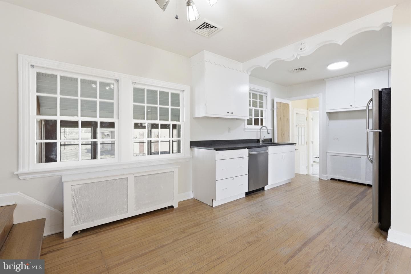 1224 Eaton Avenue photo 15