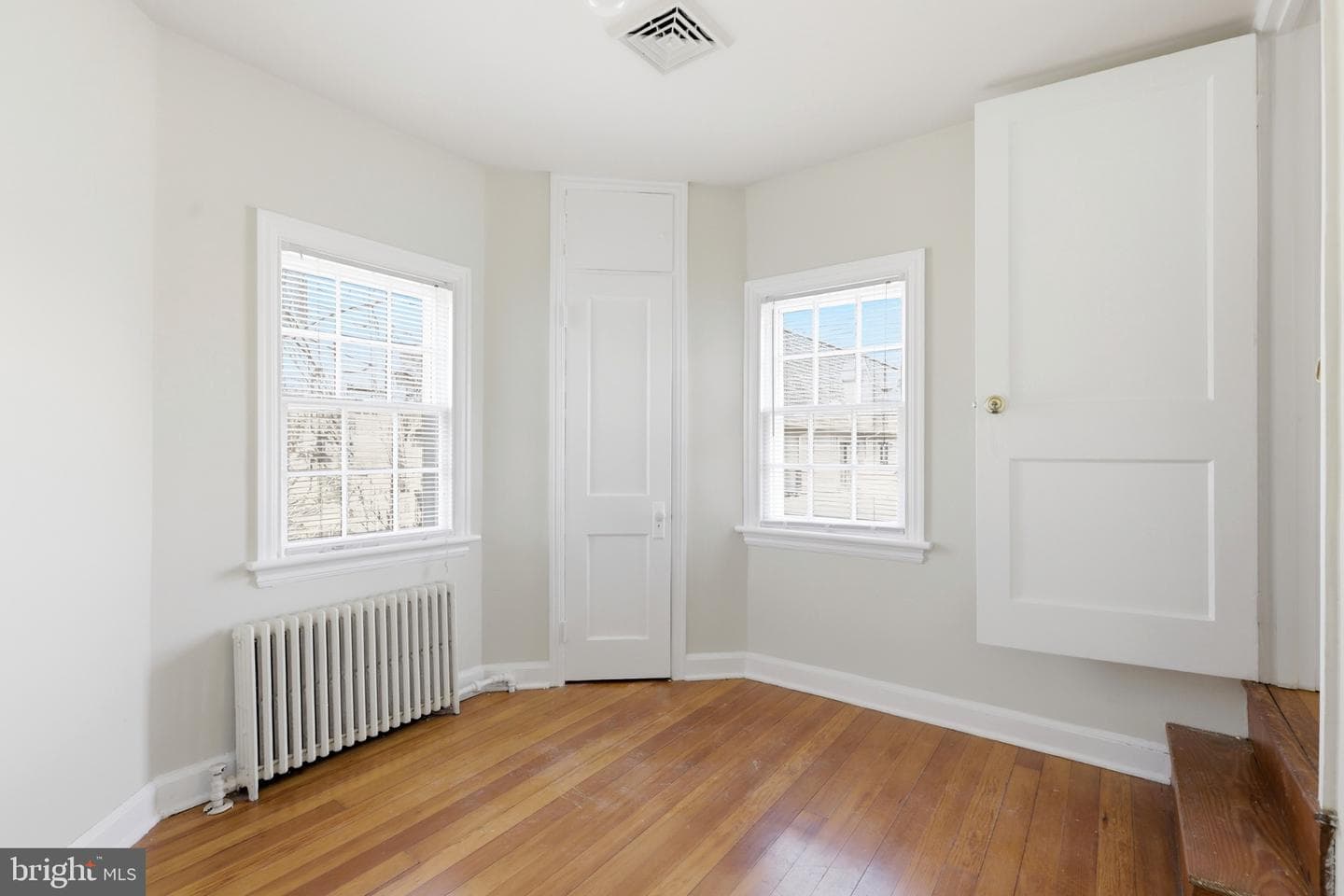 1224 Eaton Avenue photo 18
